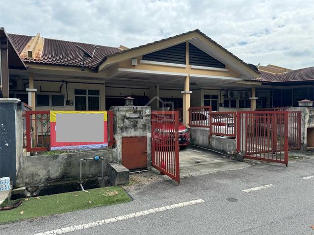 FACING OPEN 1 Storey Terrace Alpinia Jalan Kebun Nenas Bandar Putra 2 1