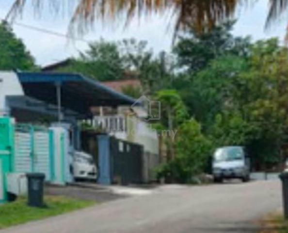 Ulu Tiram Taman Kasih Jalan Nilam Single Storey Semi-Detached House 1