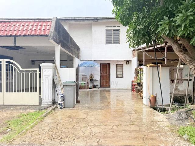 Double Storey. 𝐓𝐚𝐦𝐚𝐧 𝐌𝐞𝐥𝐚𝐤𝐚 𝐁𝐚𝐫𝐮 𝐅asa 3 1
