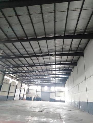 22,000sf Warehouse/Factory Power 300amps Shah Alam for rent 1