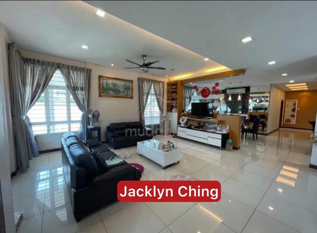 Taman Khidmat Bungalow | Kolombong | Spacious | well maintained 1