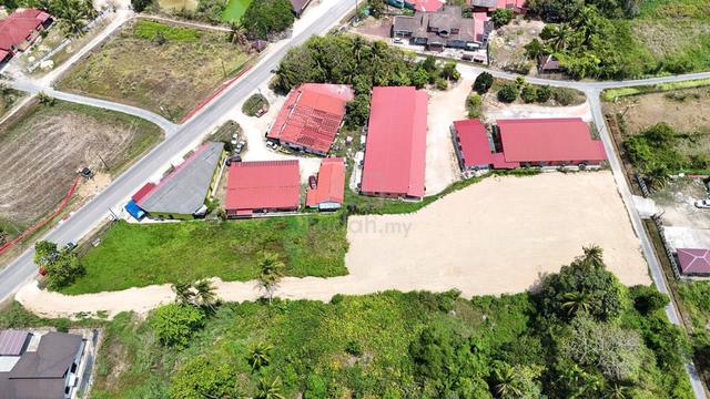 LAST UNIT TANAH LOT BANGLO TEPI JALAn BERDEKATAN BANDAR PASIR PUTEH 1