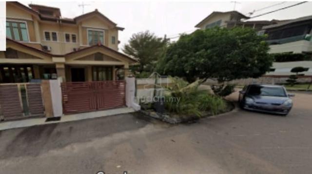 Corner Lot @ Taman Cahaya Pelangi, Kluang 1
