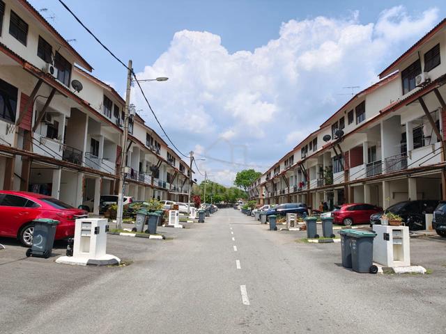 Bandar Putra Kulai Double Storey Town House 1