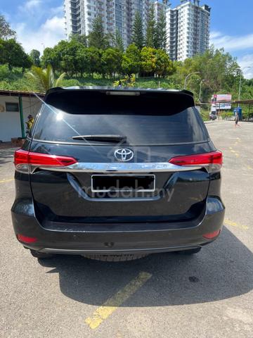 2017 Toyota FORTUNER 2.4 VRZ (A) - 4