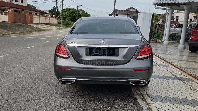 2018 Mercedes Benz E200 2.0 AVANTGARDE (CKD) (A) - 2