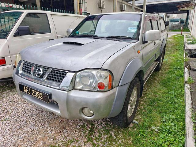 2004 NISSAN FRONTIER 2.5 (M) 4WD tip top condition - 2