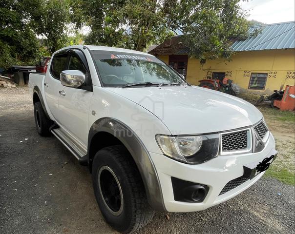 2011 Mitsubishi TRITON 2.5 STANDARD FACELIFT (M) - 1