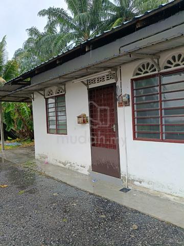 Rumah Parit J, Matang Jelutong, Bagan Serai untuk disewa 1