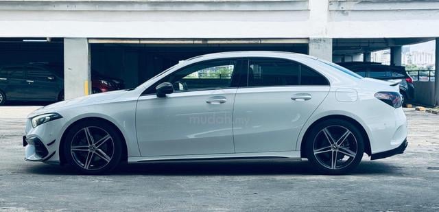 2020 Mercedes Benz A45 AMG Apple Carplay 22K - 3