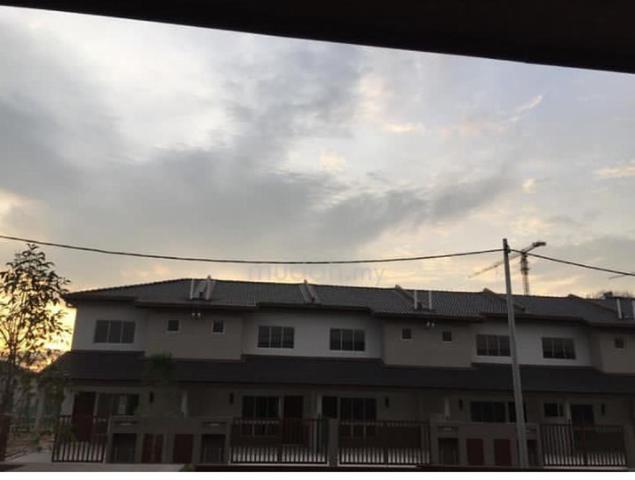 Desiran Bayu, Puchong 1