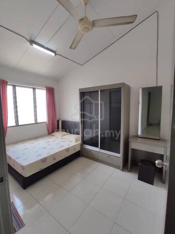 Bilik Sewa Perempuan Single Fully Furnished di Indera Mahkota 3 & 6 1