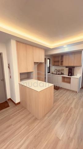 Avia Plus, Bandar Country Homes 1