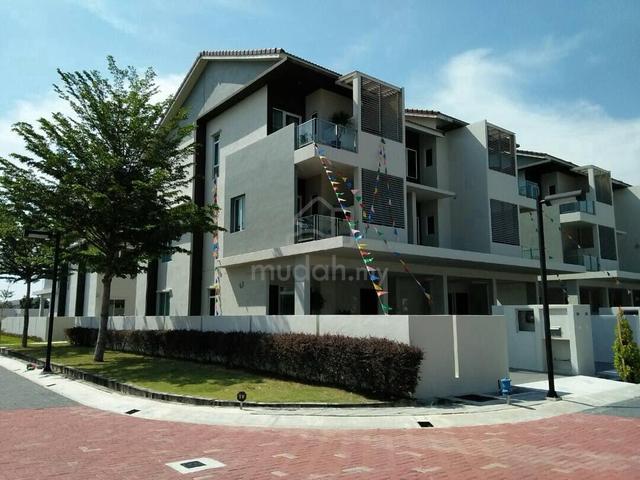 Corner Unit Simpang Ampat Villa Raintree For Rent With Fully Furnished 1