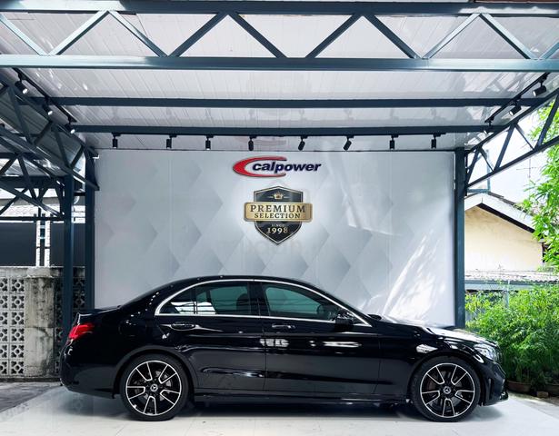 65k km 2019 Mercedes Benz C300 2.0 AMG (A) full - 5