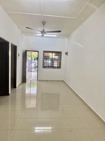 Jalan Perubatan Taman Univerisit Skudai 1 Storey for Rent Rumah Sewa 1