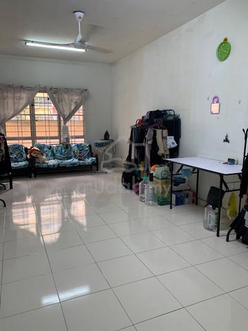 Melur Apartment 1