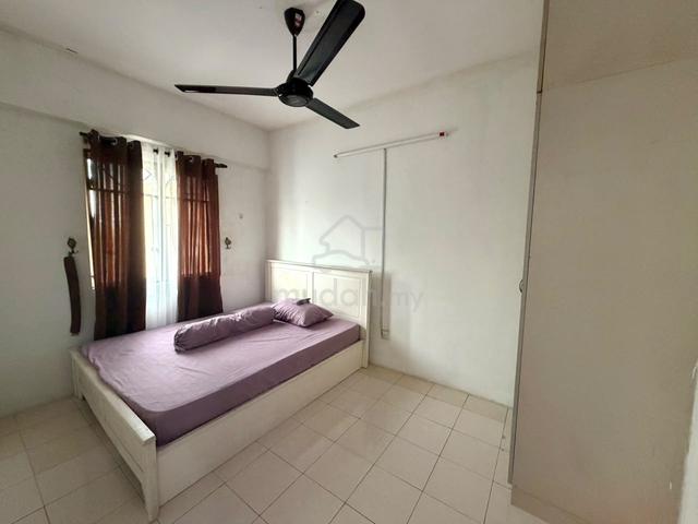 BILIK SEWA – Raya Apartment, Bandar Country Homes, Rawang, Selangor 1