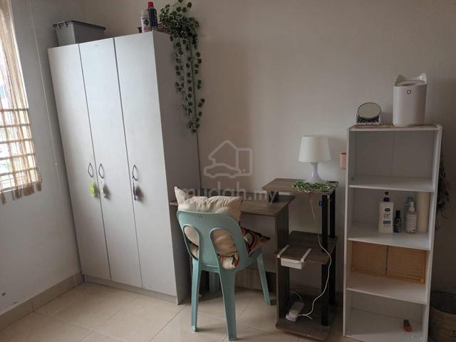 Muslimah Non sharing 3rd room for rent at Dpiazza Condominium Block D 1