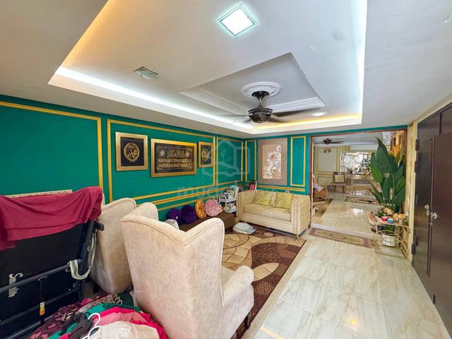 FULLY RENO 22 x75 Double Storey Jalan Sari Seksyen 10 Shah Alam 1