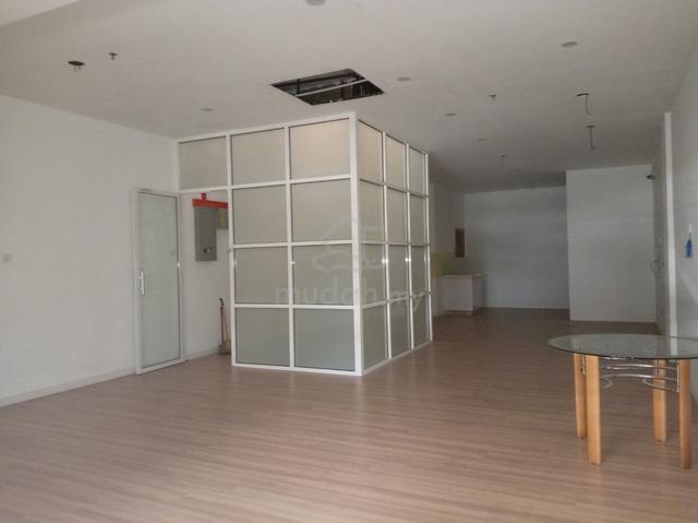 Ground & 1st Floor SHOP FullReno D'Piazza D Piazza Mall near Promenade 1