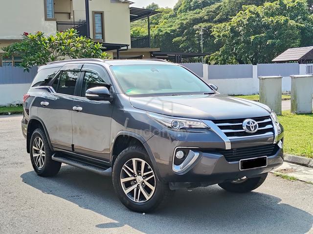 2017 Toyota FORTUNER 2.7 SRZ 4X4 Low Mileage 55k - 1