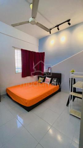 Medium Room, Kemuning Aman Apartment, Seksyen32, Shah Alam, FREE AC 1