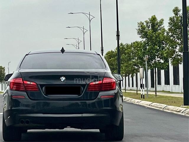 2016 Bmw 520i 2.0 M-SPORT FACELIFT (A) FULL LOAN - 2