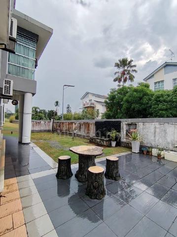 3 story terrace corner house for sale 1