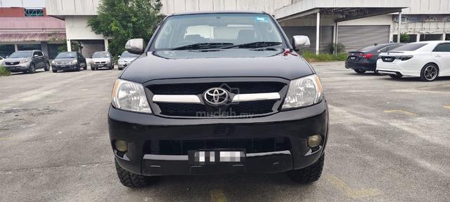 2005 Toyota HILUX 2.5 G MY05 KUN25R (M) - 1