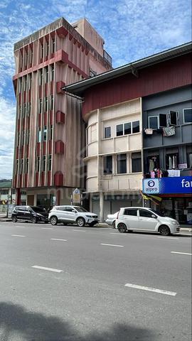 3-storey corner shoplot in Bintulu town area For sale 1