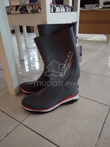 Kasut getah tebai - photo 3 of 3