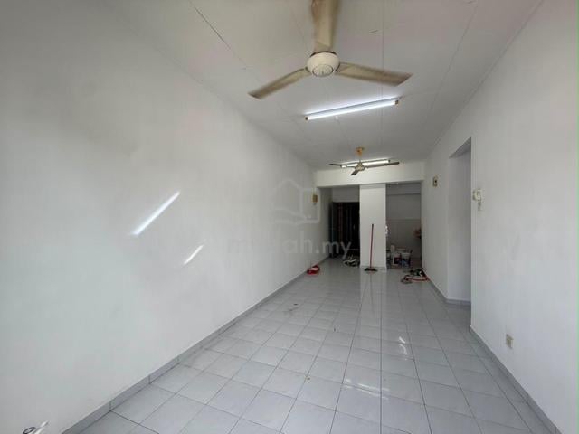 Sri Kenari Apartment 1