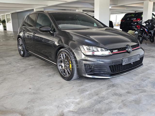 Volkswagen GOLF GTi MK7 - 2