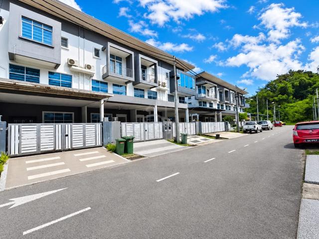 Taman Gayamas 118, Near Donggongon Town, ITCC Mall, Kota Kinabalu 1