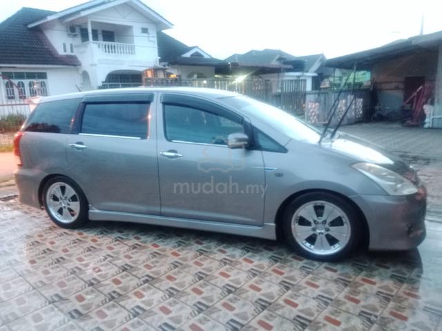 2005 Toyota WISH 1.8 TYPE S (A) - 2
