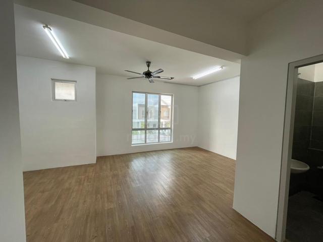 [3 ROOMS] AVAIL MAY CASAGREEN NEAR CYBERJAYA FoR RENT 3