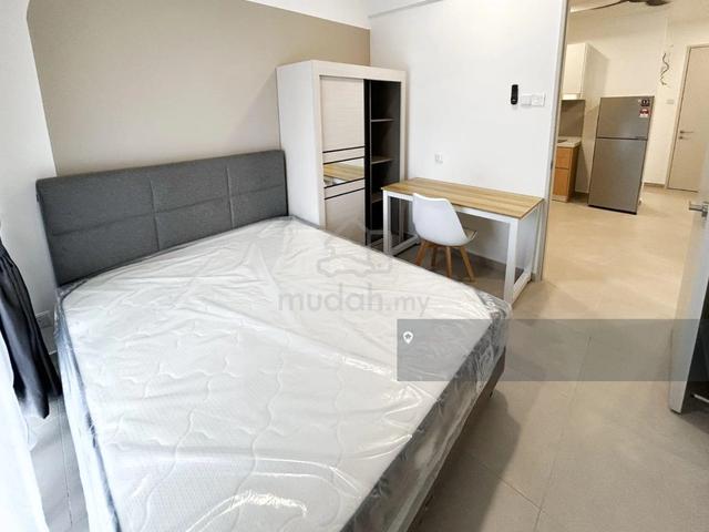 YOLO Signature Suites 1