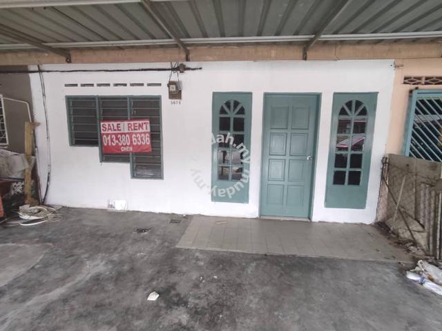 Near Hospital Rumah Teres Kos Sederhana Untuk Dijual di Tampin 1