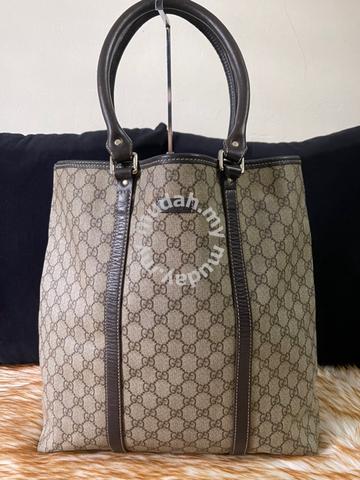 Gucci GG Plus Handbag Business Bag Tote Beige - Bags & Wallets for sale in  Others, Perlis