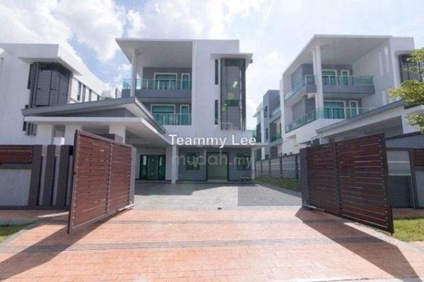 3sty Lift Wira Mutiara Bungalow Bandar Sungai Long 7315sf 1