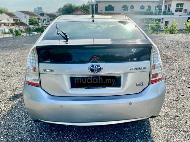 2011 Toyota PRIUS 1.8 (HYBRID) (A) - 5