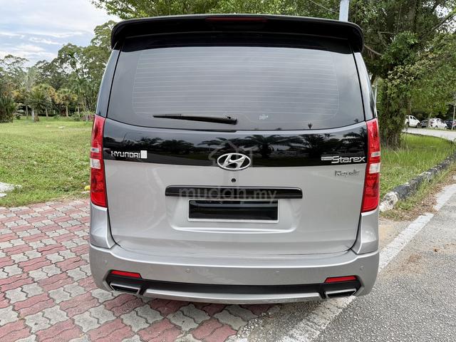 2014 Hyundai GRAND STAREX 2.5 ROYALE FACELIFT (A) - 4