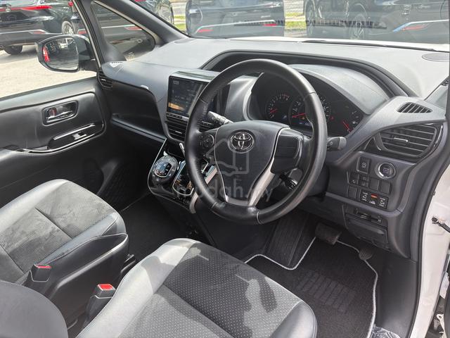 2021 Toyota VOXY 2.0 ZS KIRAMEKI III (A)7S /ALPINE - 3