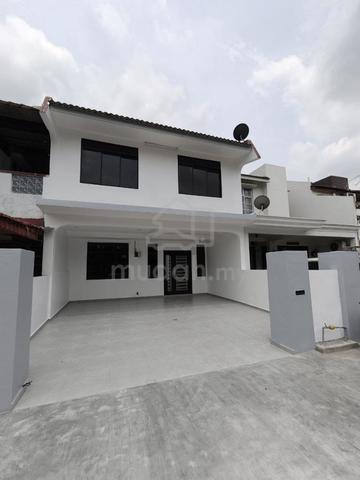 Taman Puteri Wangsa Double Storey Terrace House 4bed Ulu Tiram Johor 1