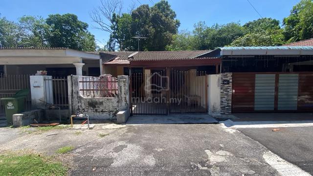 Perak Lahat Leasehold 1-Storey Terraced House For Sale 1