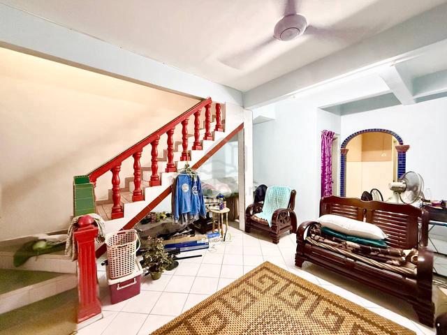 300k ONLY! Double Storey Bandar Rinching Seksyen 4 Semenyih 1