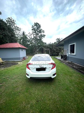 Honda CIVIC 1.5 TC-PREMIUM 2018 (A) DIRECT OWNER - 2