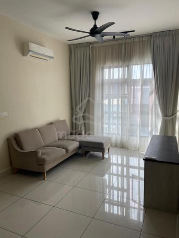 Aura Residence 1