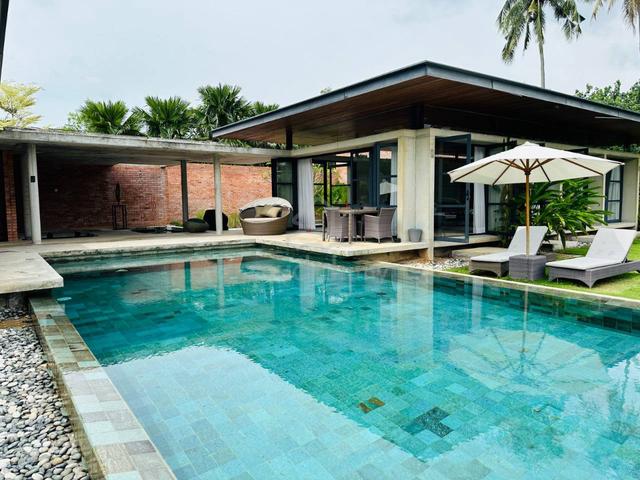 BEAUTIFUL PRIVATE VILLA 23000ft Port Dickson 1
